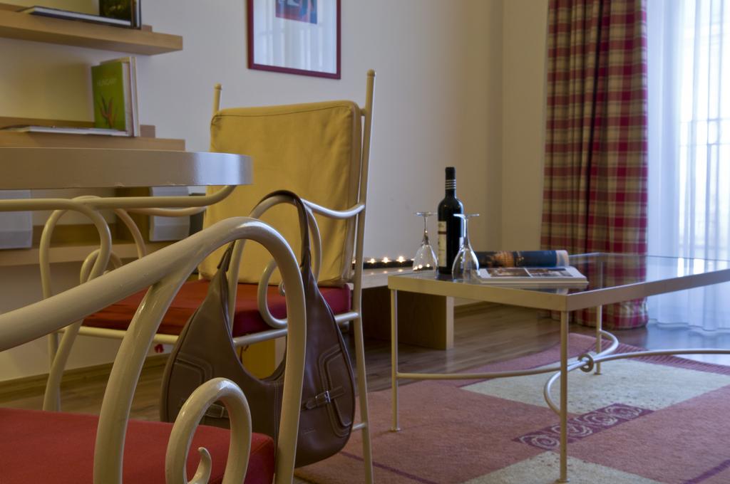 Фотография Mamaison Residence Izabella 4*