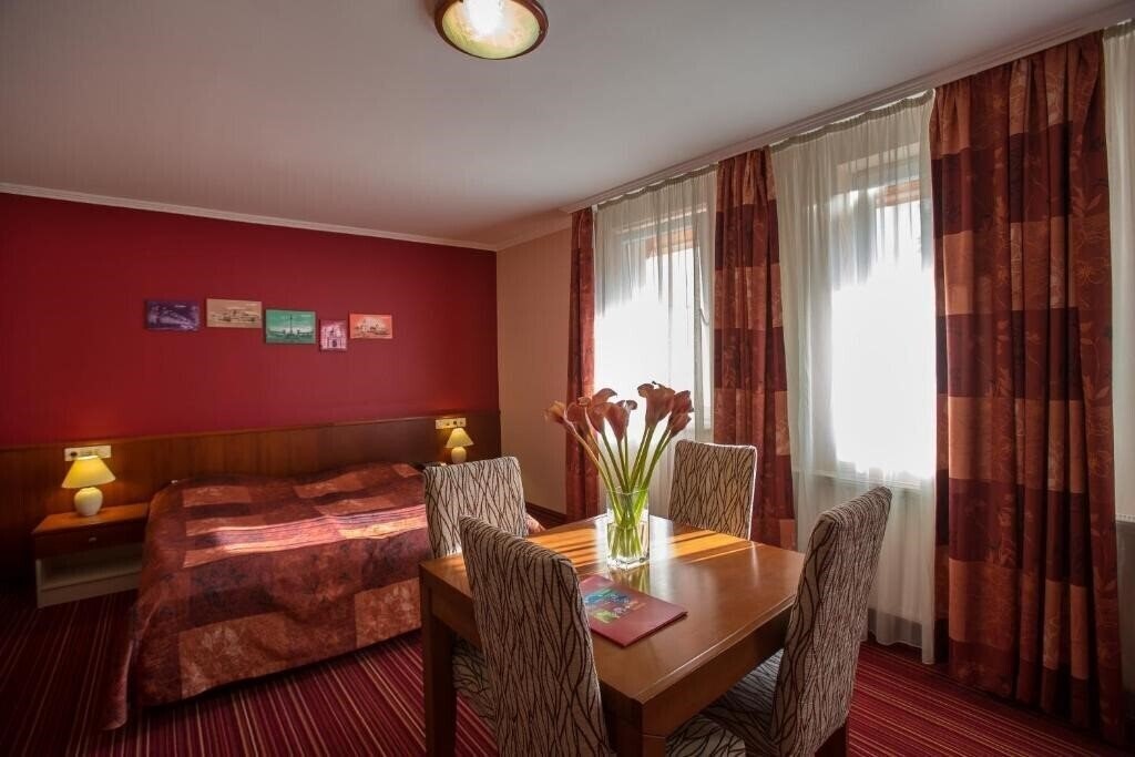 Отель City Hotel Budapest 4*