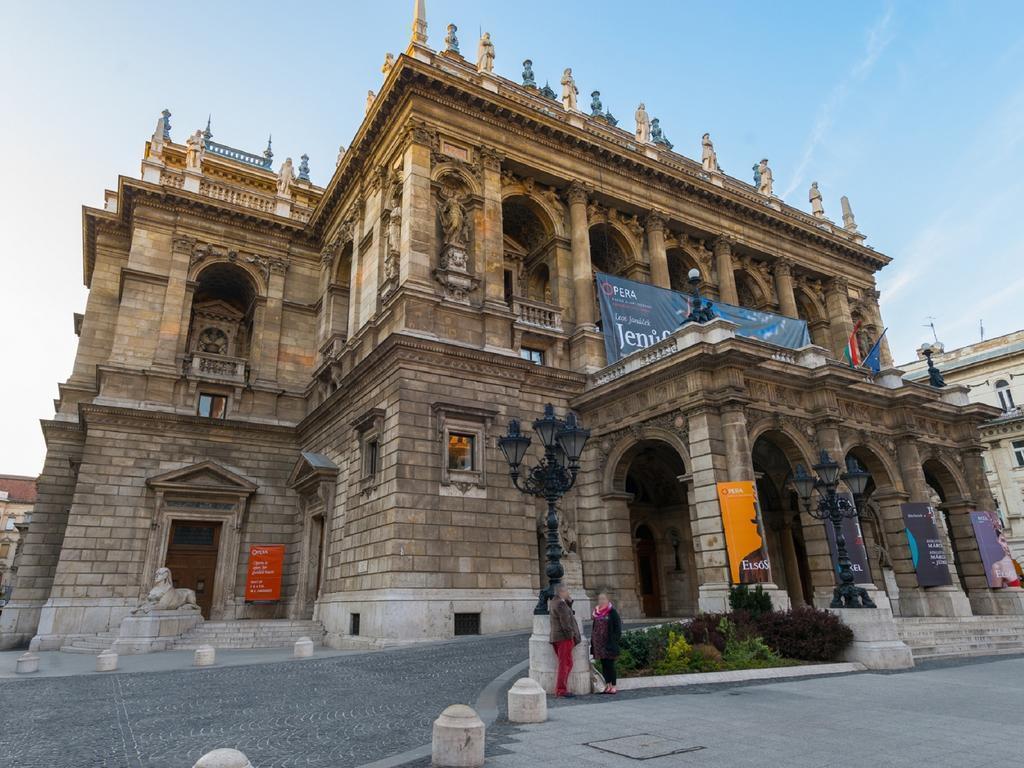 Отель K+K Opera 4*