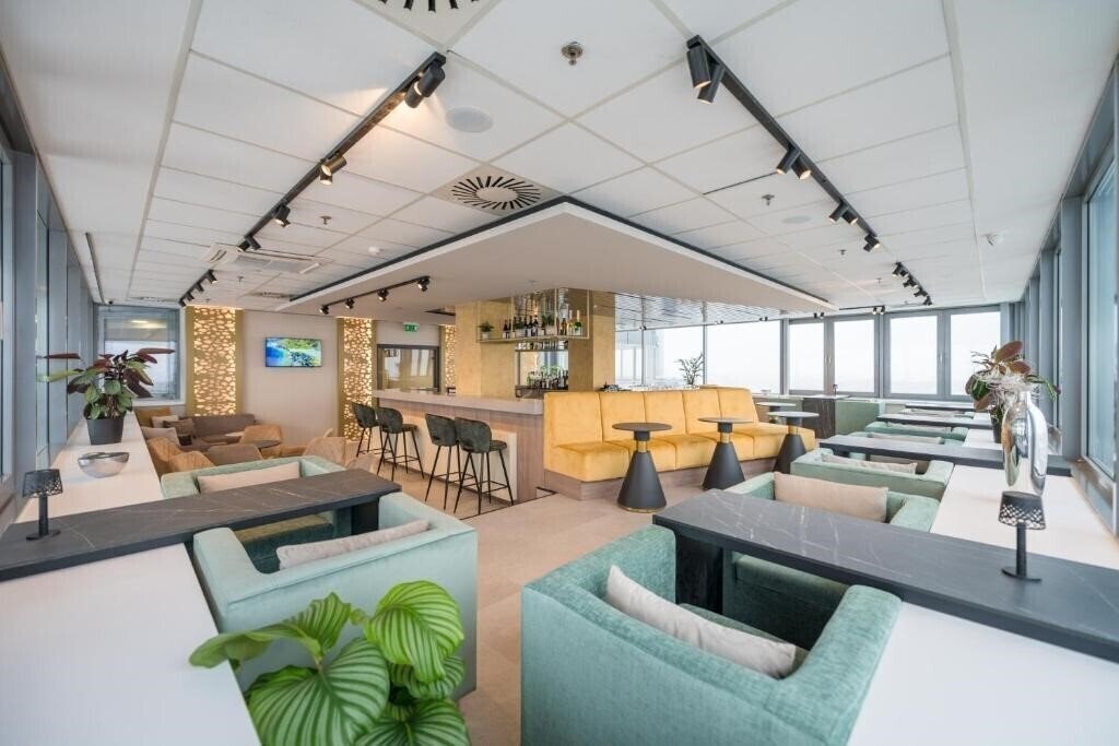 Отель Expo Congress Hotel 4*