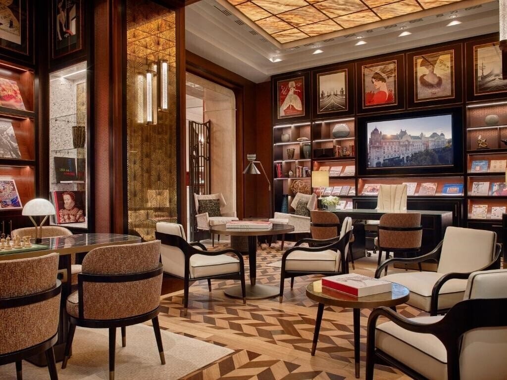 Изображение Four Seasons Gresham Palace (ex. Four Seasons Gresham Palace Hotel) 5*