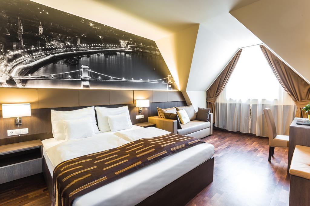 Картинка 12 Revay Hotel 3*