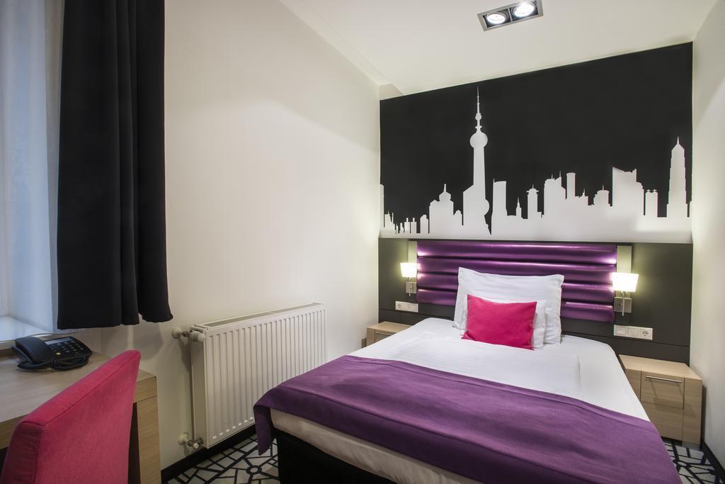 Фото Cosmo Fashion Hotel 3*