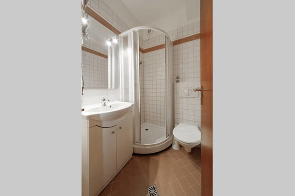 Фото Bobbio Hotel 3*