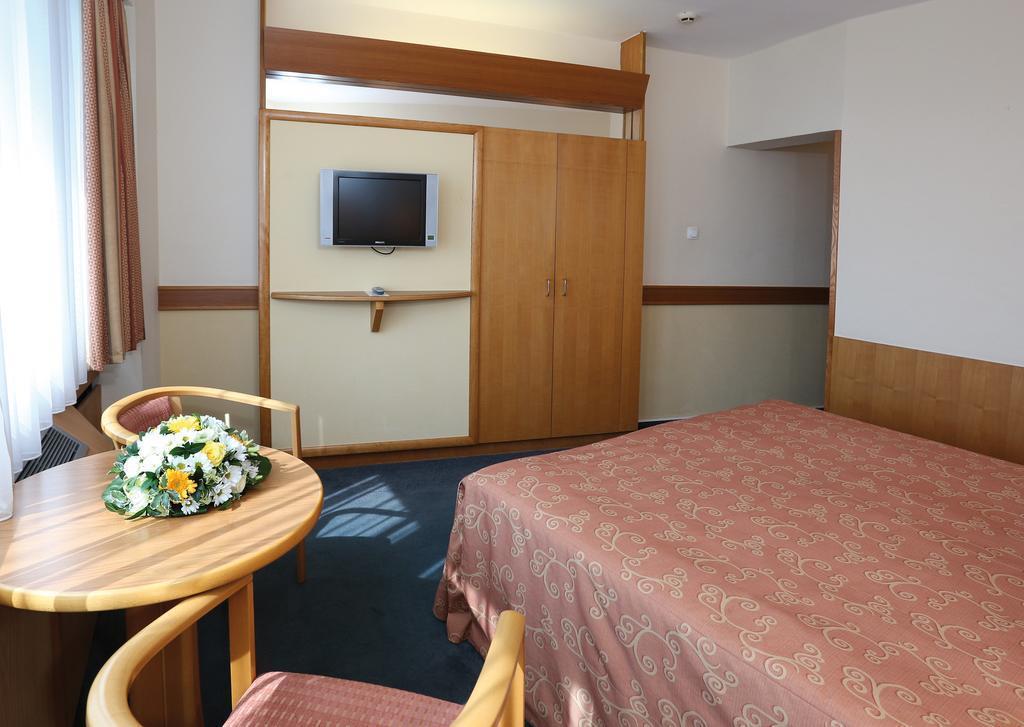 Фотография Danubius Hotel Budapest 4*