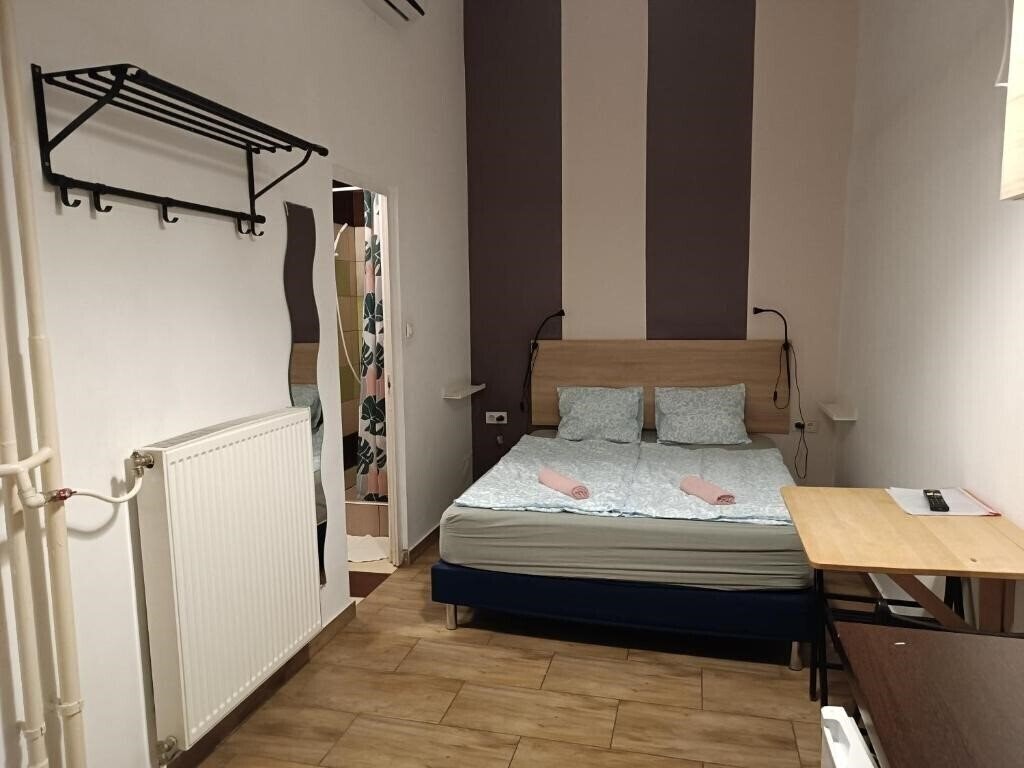 Фото Downtown Apartments Budapest 3*