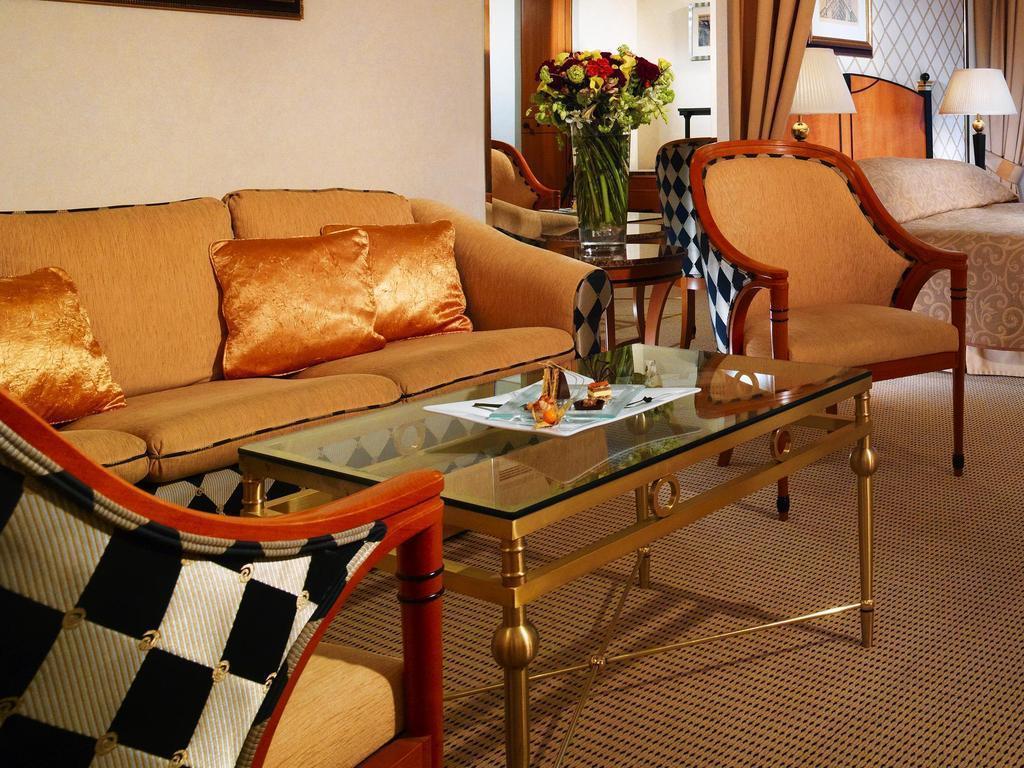 Фото Kempinski Hotel Corvinus Budapest 5*