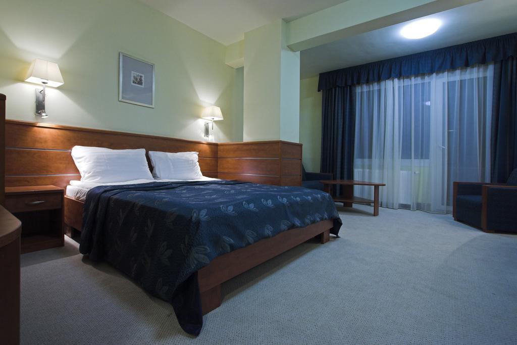 Отель Hotel Benczur 3*