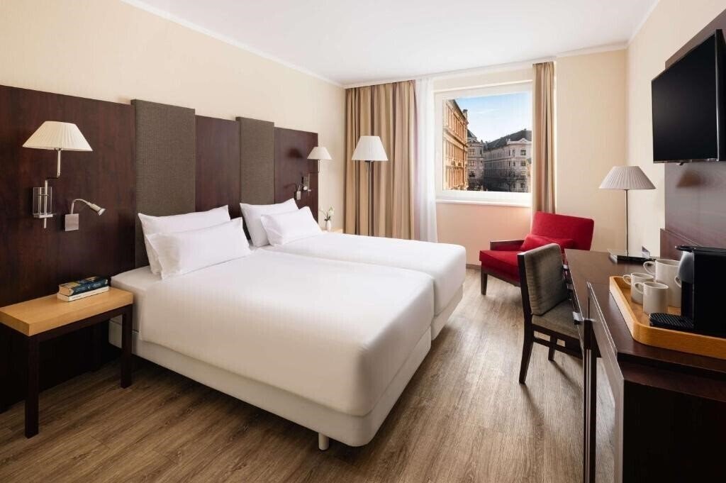 Фотография Nh Budapest Hotel 4*