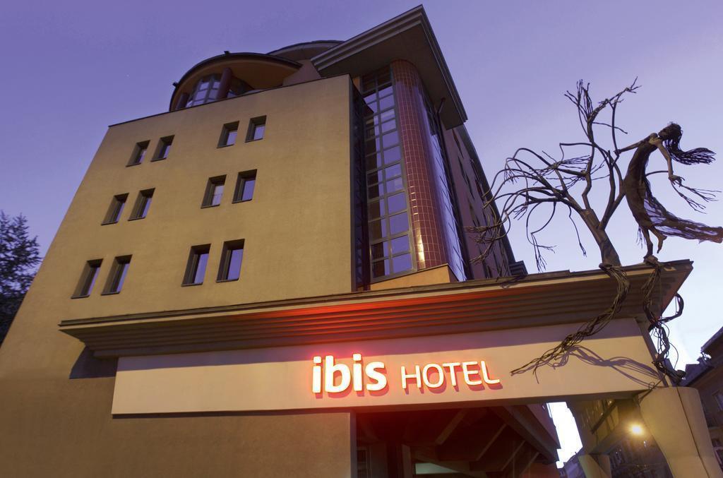 Отель Ibis Heros Square Hotel 3*