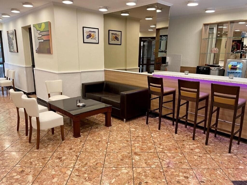 Изображение Thomas 3*