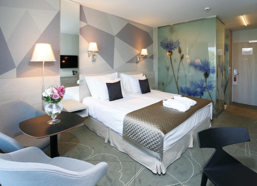 Отель Danubius Health Spa Resort Margitsziget 4*