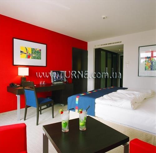 Фото Park Inn Sarvar 4*