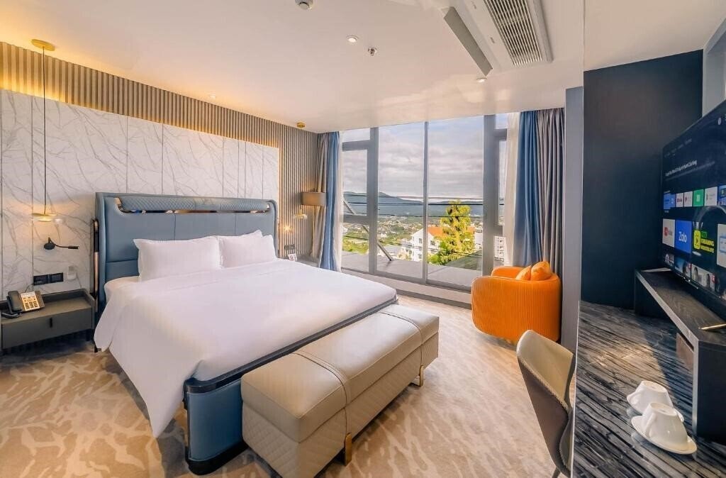 Отель New Century Hotel Dalat 3*