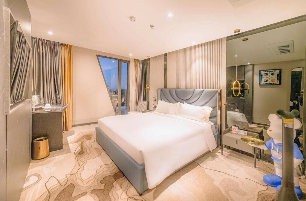 Изображение New Century Hotel Dalat 3*