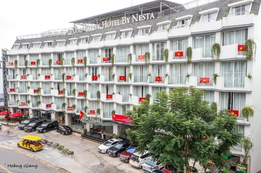 Отель Golf Valley Hotel (ex. Golf) 4*