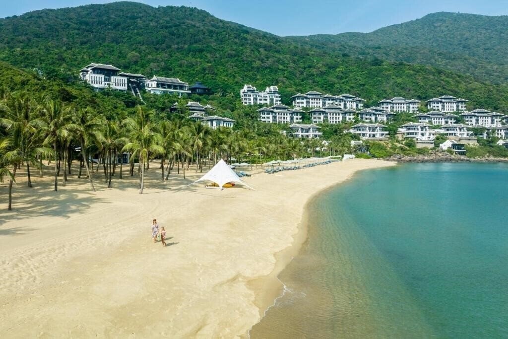 Фото Intercontinental Danang Sun Peninsula Resort 5*