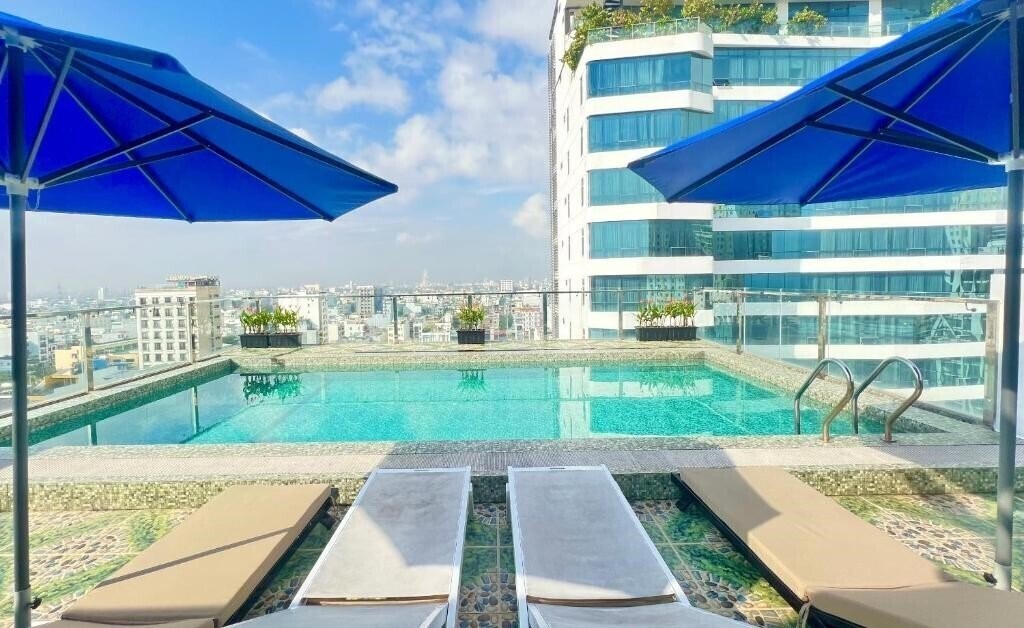 Отель Palazzo Hotel & Apartment Danang 3*