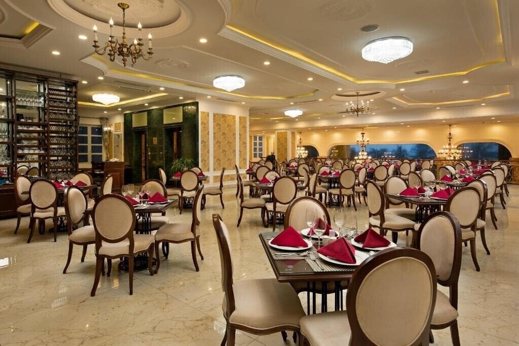 Изображение Eden Hotel Da Nang 4*