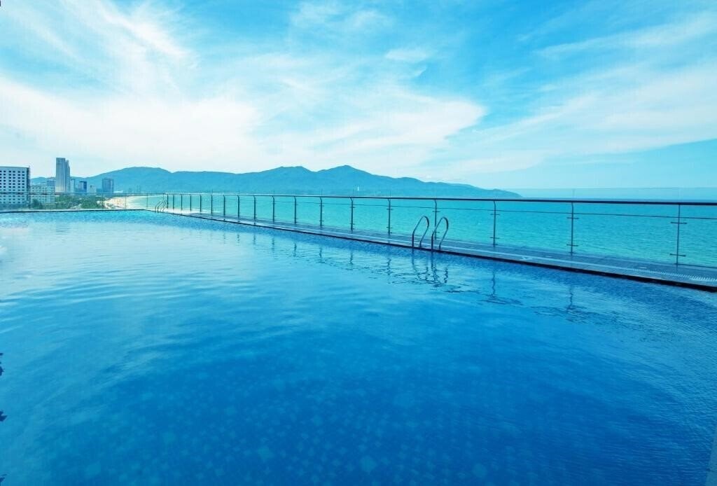 Отель Muong Thanh Luxury Da Nang 5*