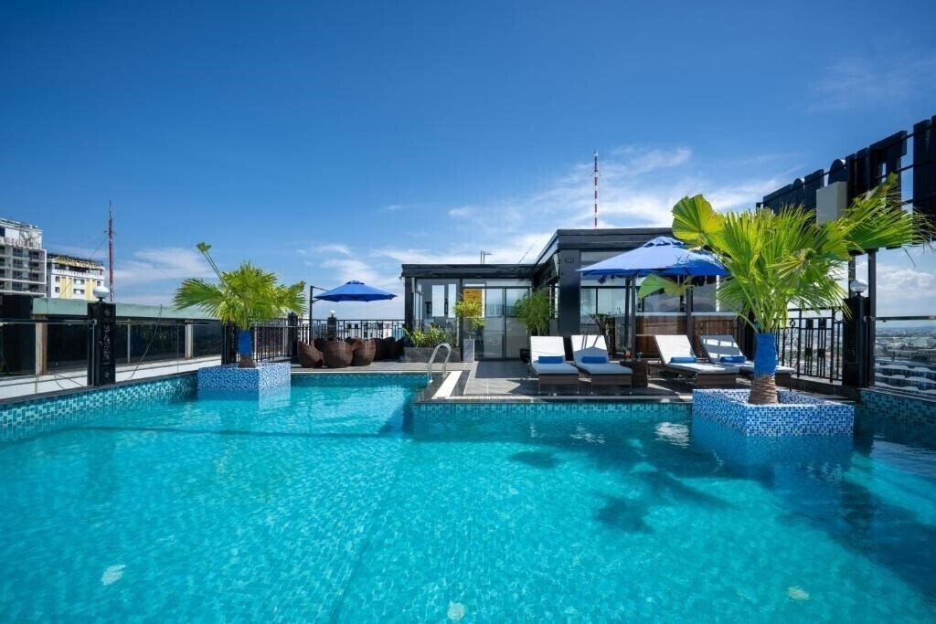 Фото The Sail Hotel Da Nang 3*