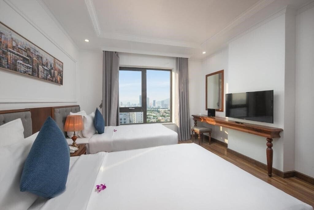 Изображение The Sail Hotel Da Nang 3*