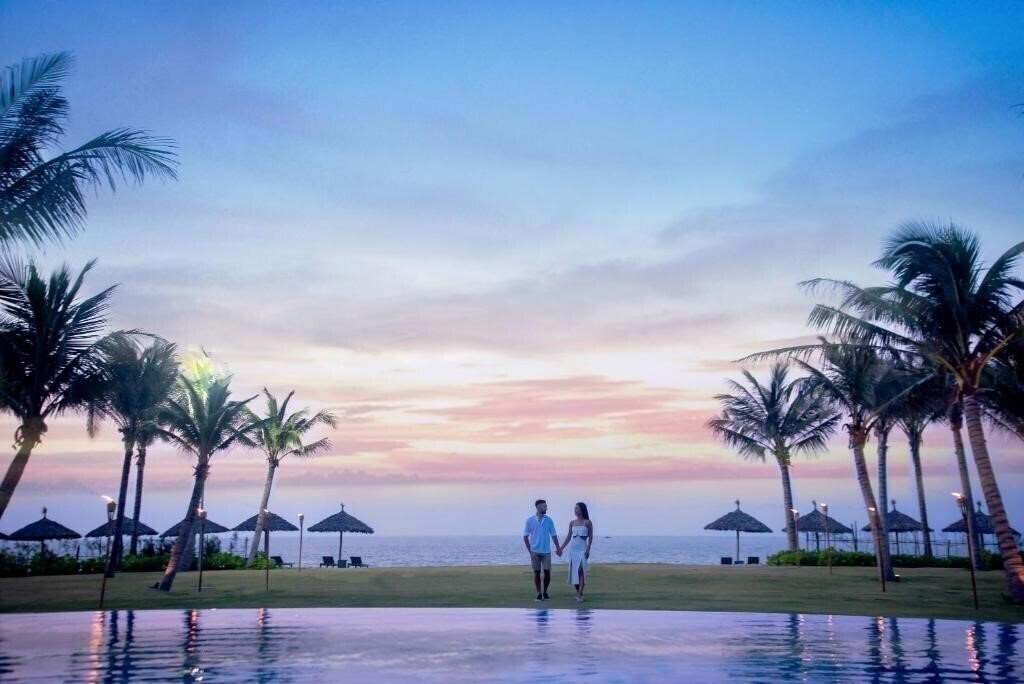 Изображение Wyndham Hoi An Royal Beachfront Resort & Villas 5*