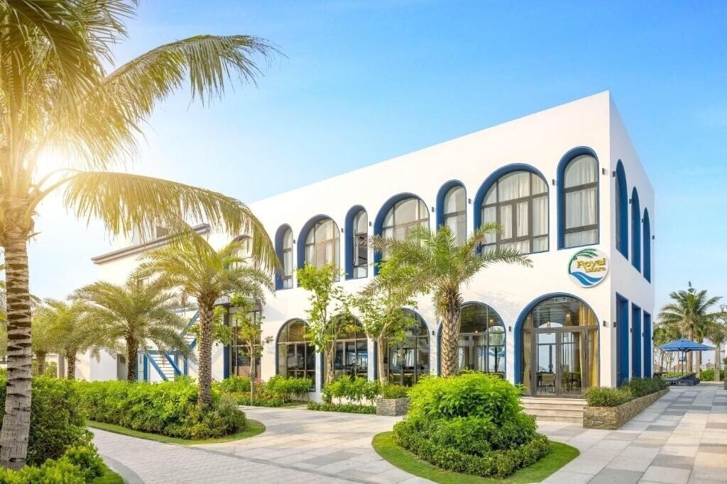 Изображение Wyndham Hoi An Royal Beachfront Resort & Villas 5*