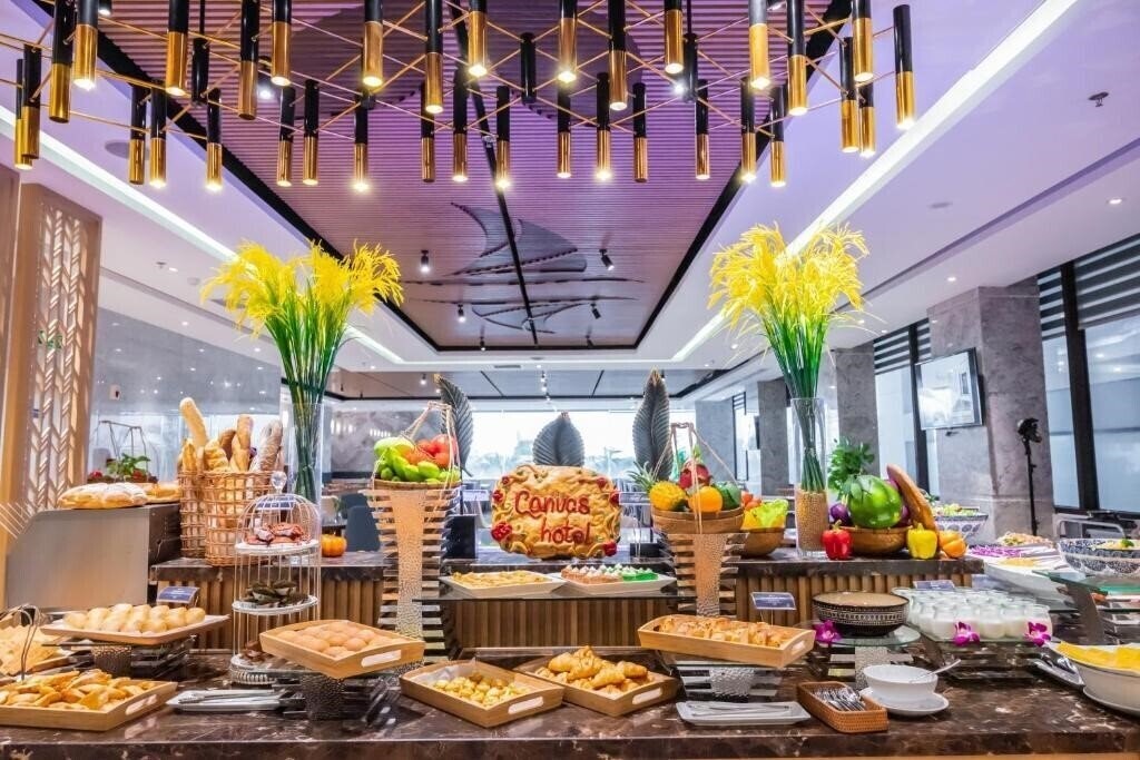 Картинка Canvas Danang Beach Hotel 4*