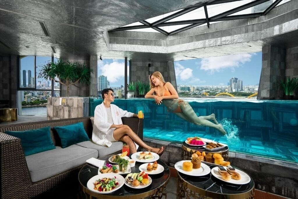 Фото Haian Riverfront Hotel 4*