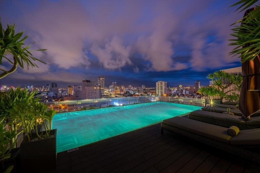 Фото Legend Boutique Hotel 4*