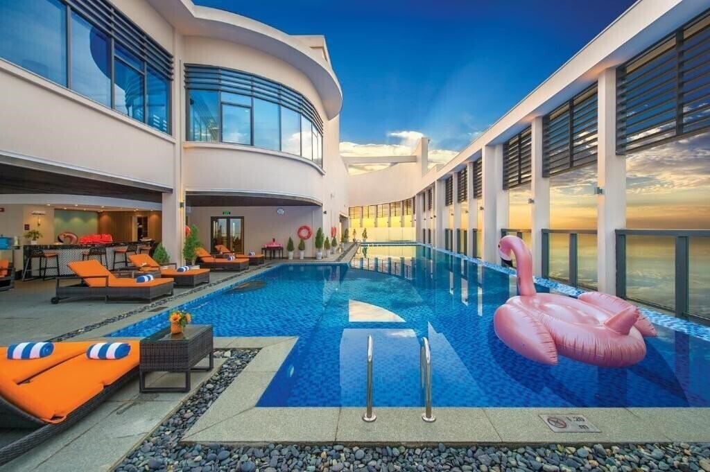Изображение Altara Suites Da Nang Managed by AHG 4*