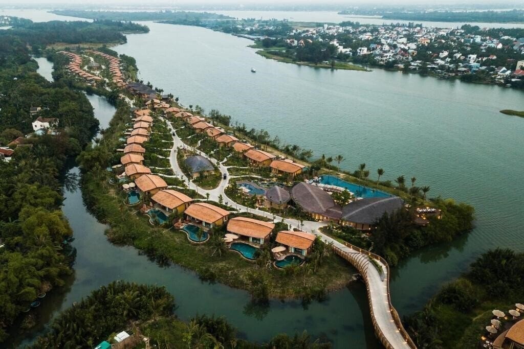 Отель Namia River Retreat Wellness Inclusive Resort Hoi An 5*
