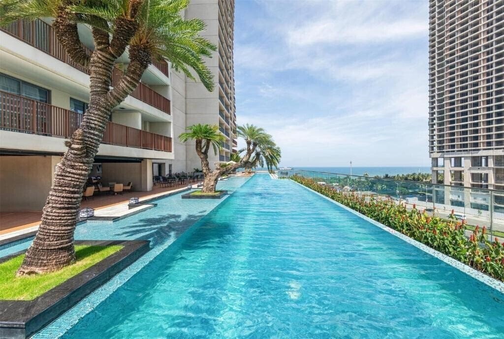 Отель Wyndham Soleil Danang Hotel 5*