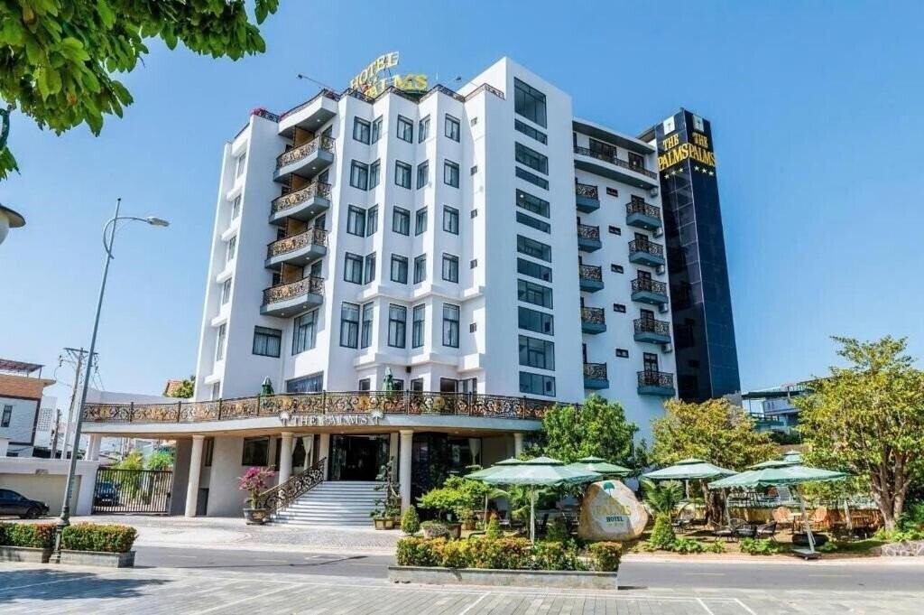 Отель The Palms Hotel 3*
