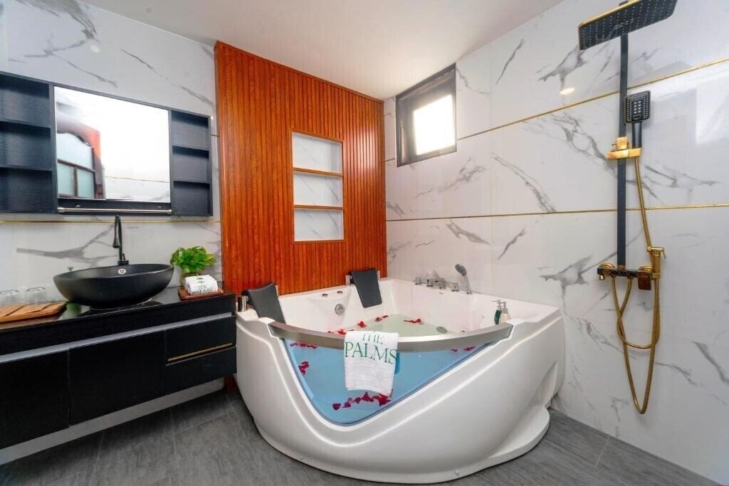Фотография The Palms Hotel 3*
