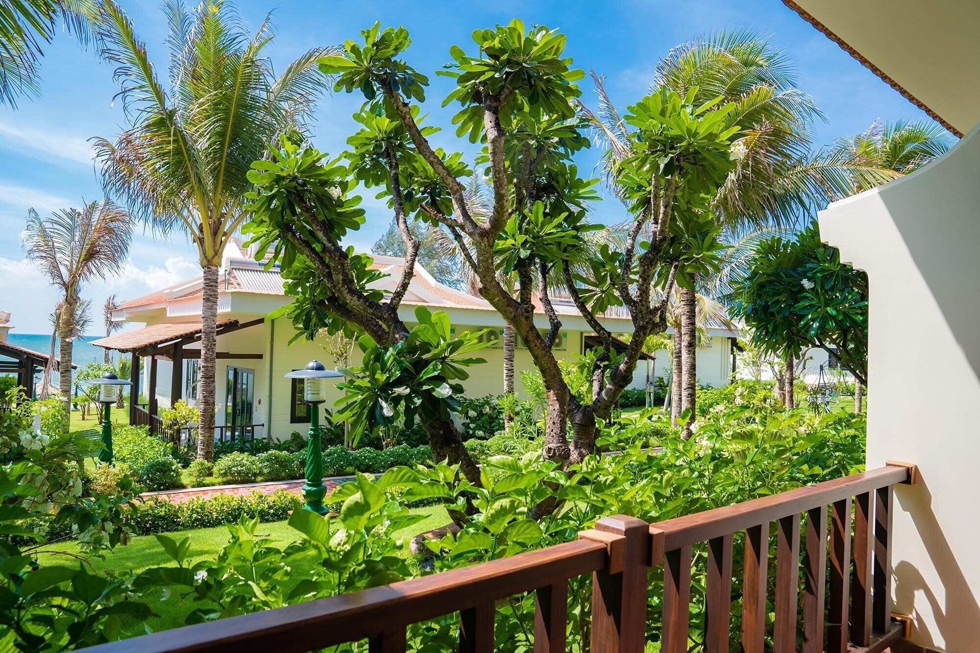 Изображение Blooming Lotus Resort 4*