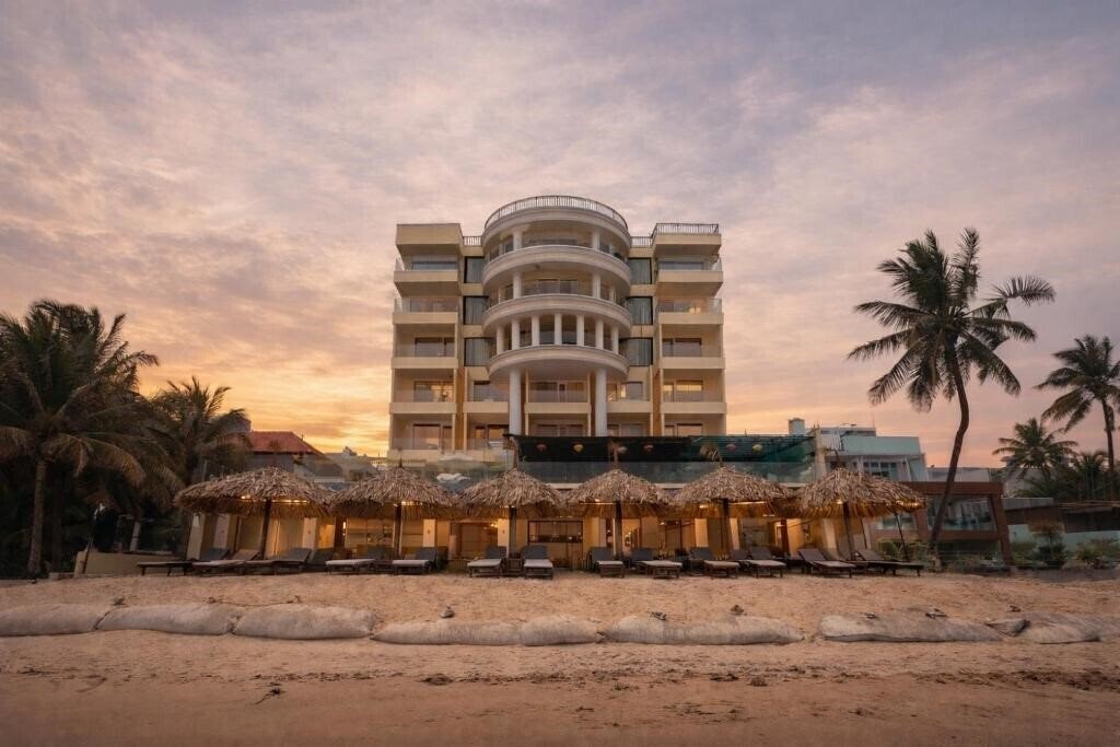 Отель Palado Hotel Mui Ne 4*