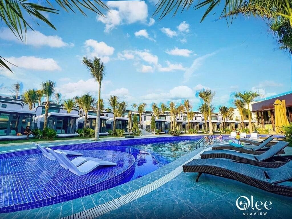 Отель Olee Seaview Resort 4*