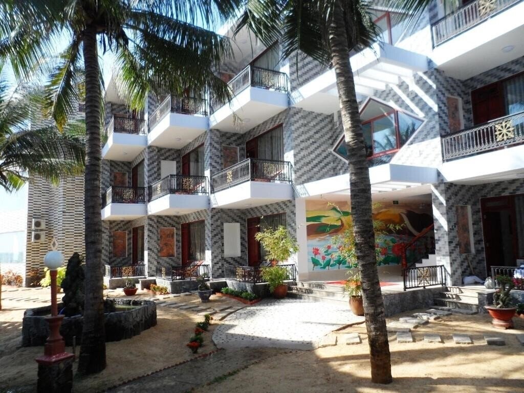 Отель Palmira Beach Resort & SPA 3*