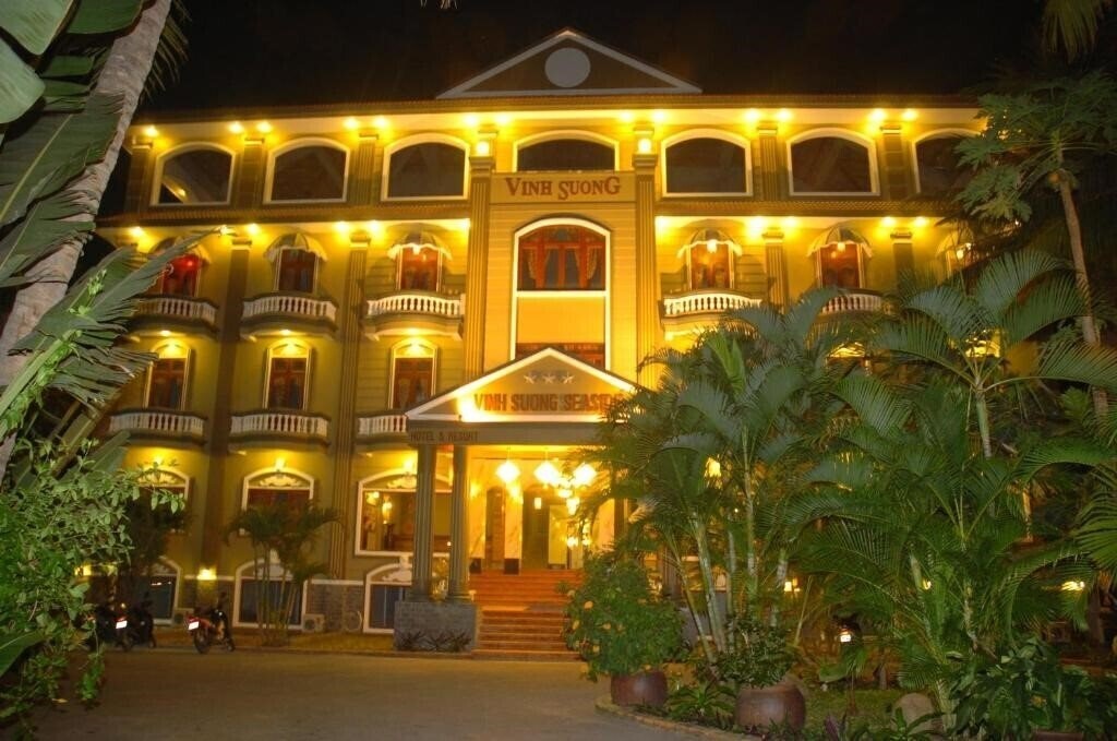 Отель Vinh Suong Resort 3*