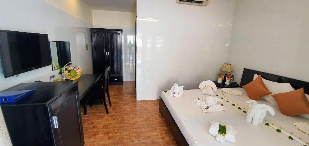 Изображение Sun & Sand Beach Hotel 3*