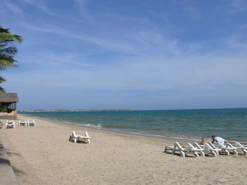 Отель Hai Au Mui Ne Beach Resort & Spa 3*