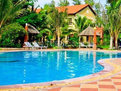 Отель Apricot Resort 3*