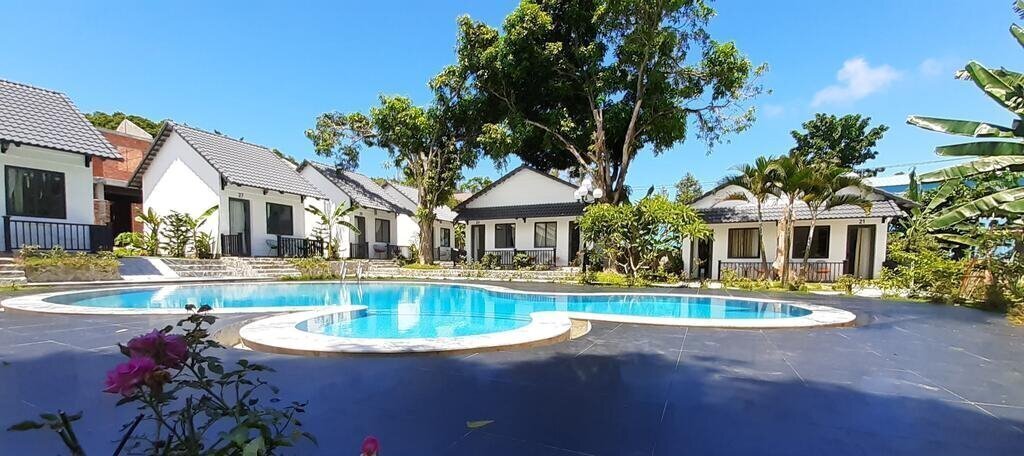 Отель Rum Bungalow 3*