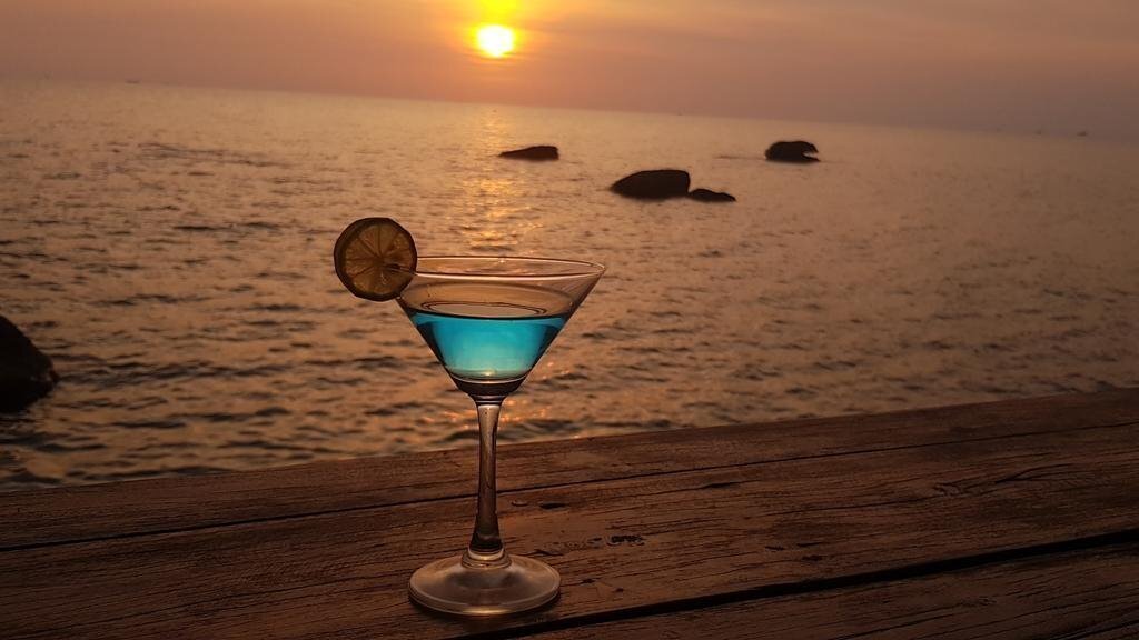 Фото Free Beach Resort 2*