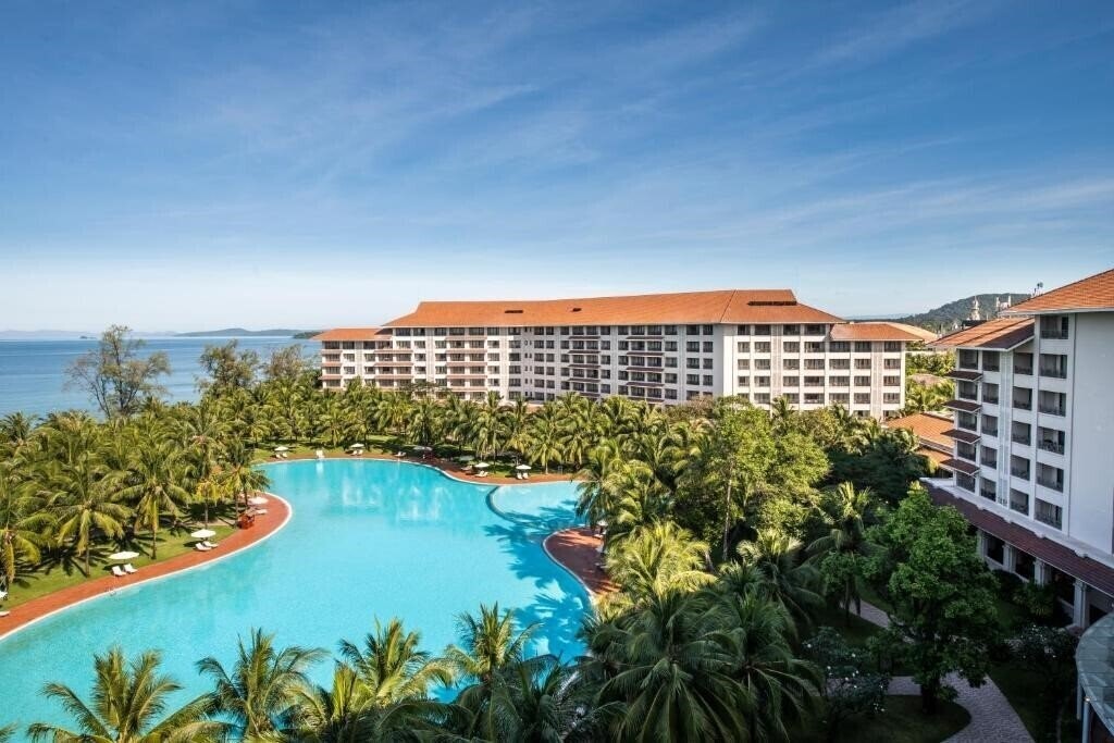 Фото Vinpearl Resort & Golf Phu Quoc 5*
