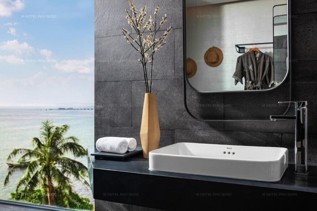 Фото M Hotel Phu Quoc 3*