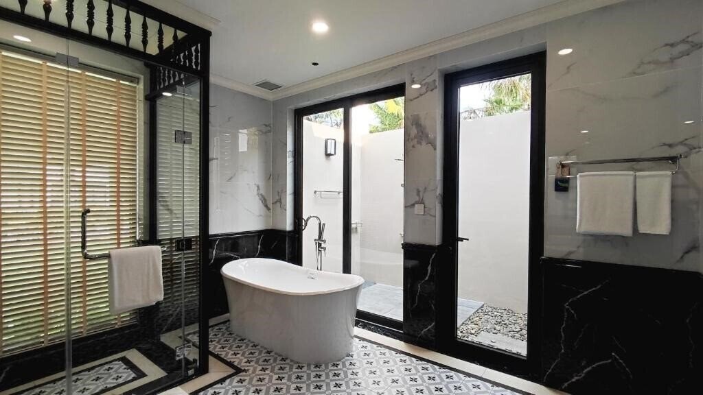 Фотография Wyndham Grand Phu Quoc 5*