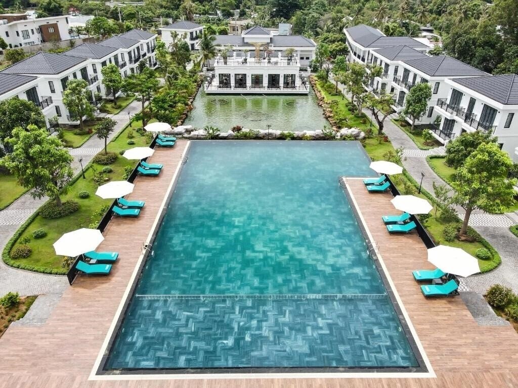 Отель Dad Resort Phu Quoc 4*